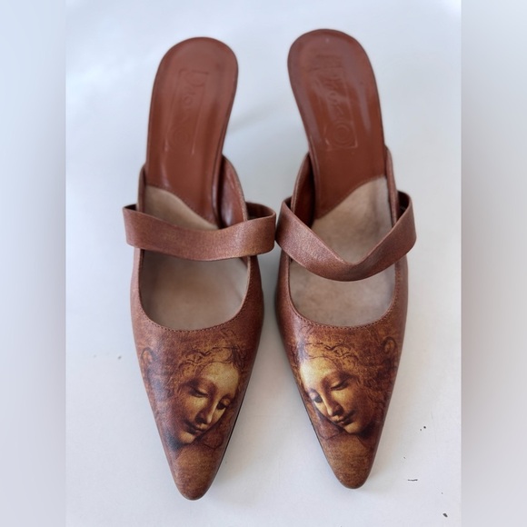 ICON Shoes - icon wearable art La Scapigliata pointy kitten heel pumps italian shoes 6 y2k